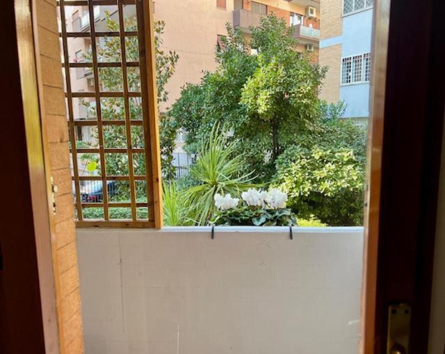 La Casa Delle Camelie Apartment Roma Exterior foto